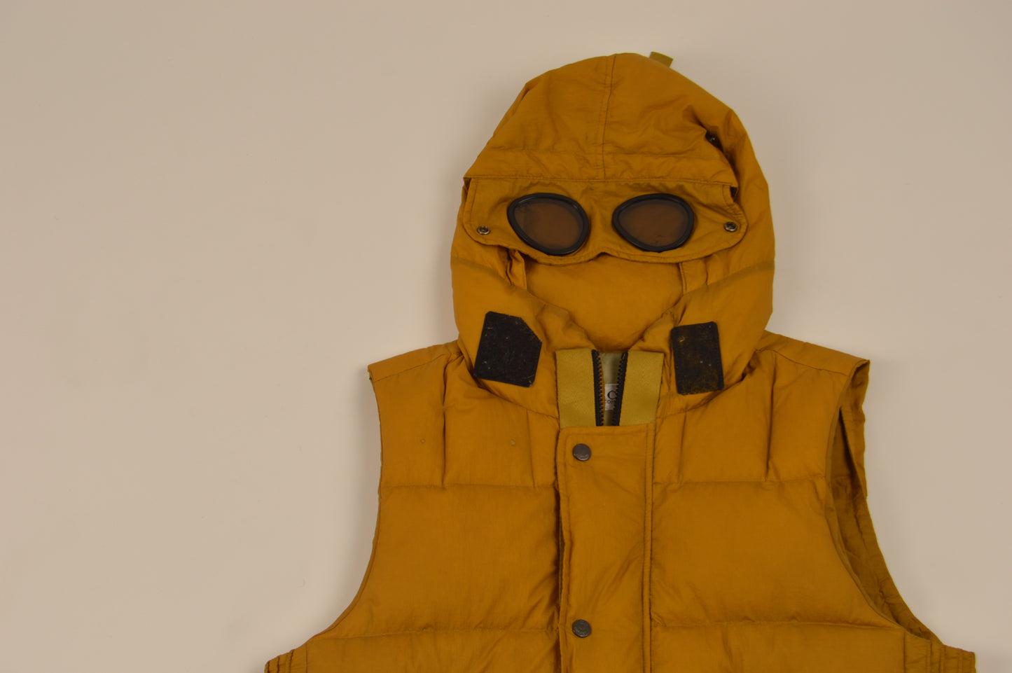 CP Company Vest Puffer Mustard - M